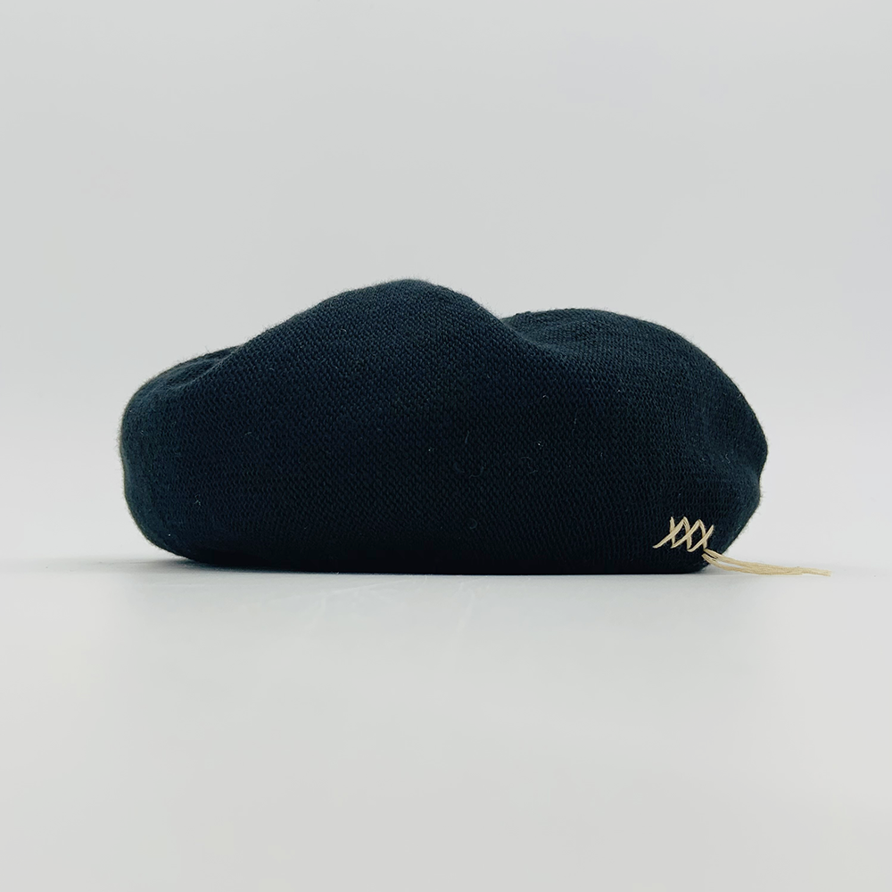 Beret LIA00043