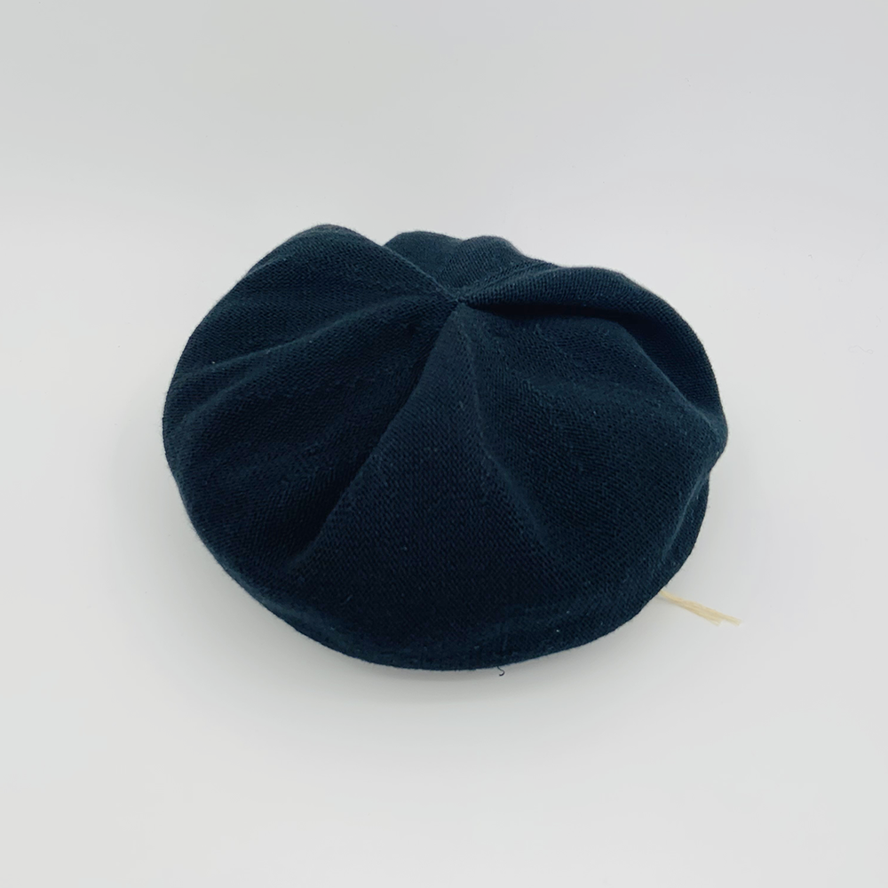 Beret LIA00043