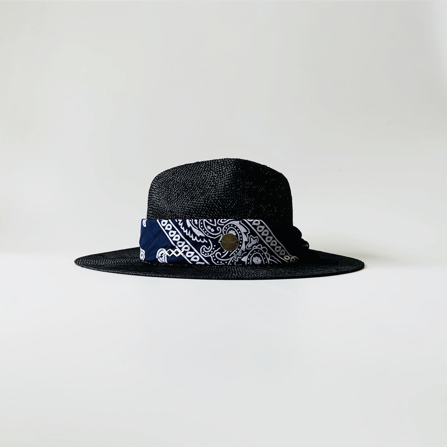 Bucket LIG00051