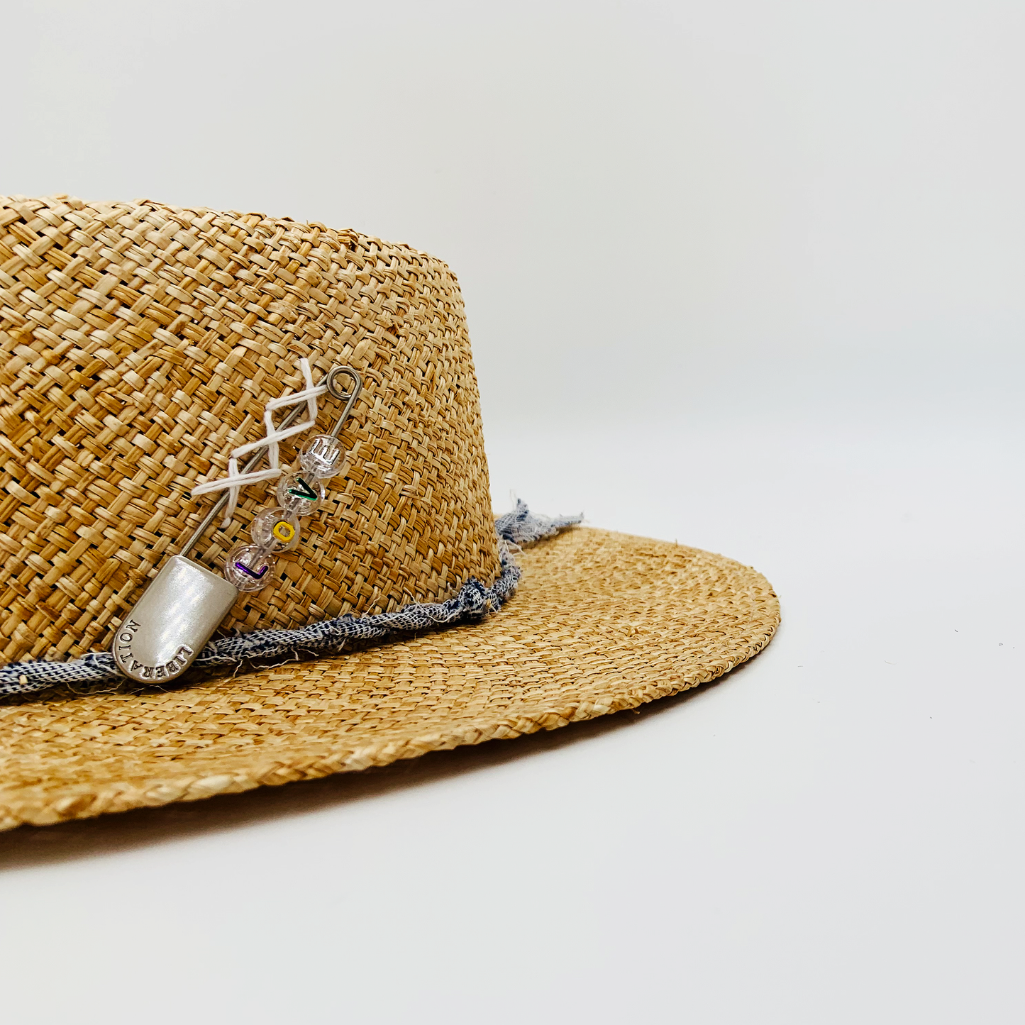 Bucket LIJ00028
