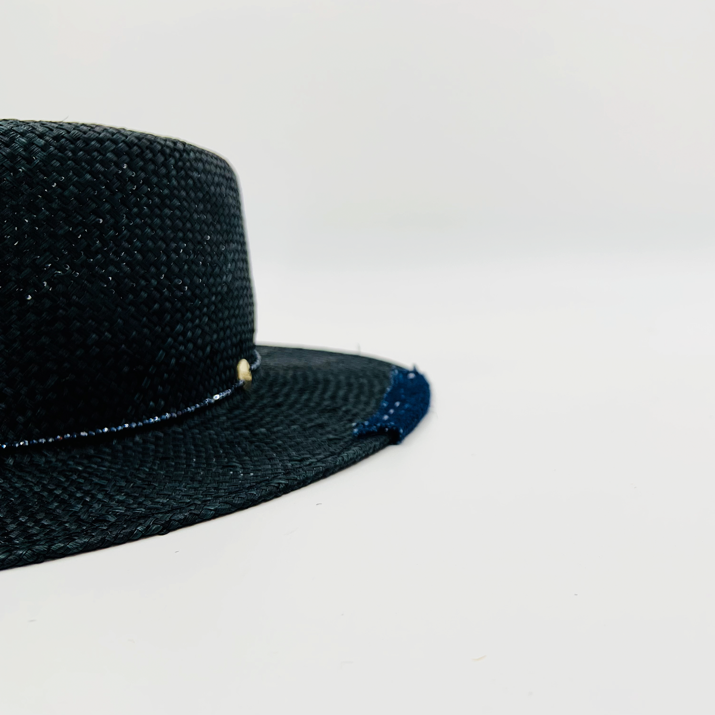 Bucket LIJ00036