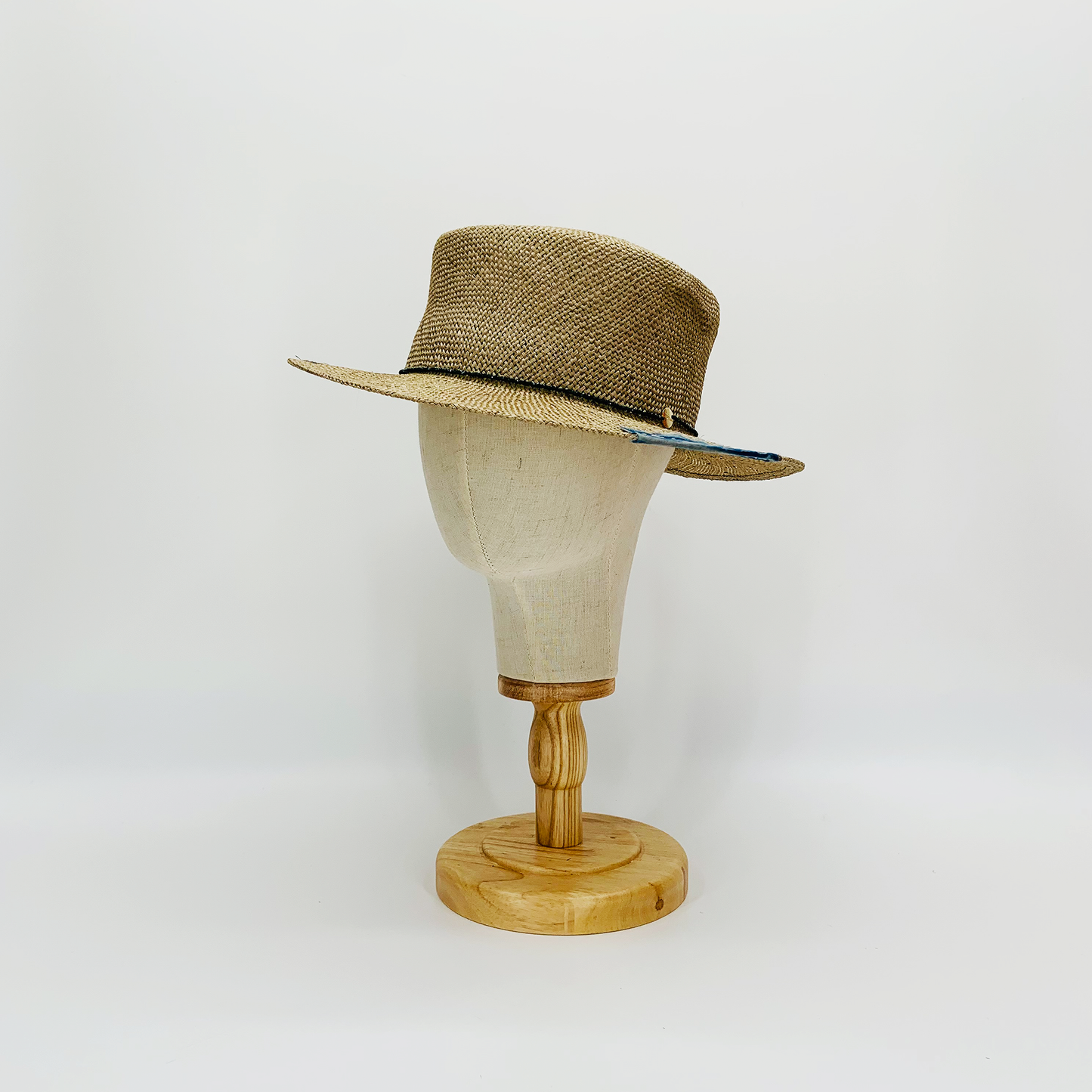 Bucket LIJ00036