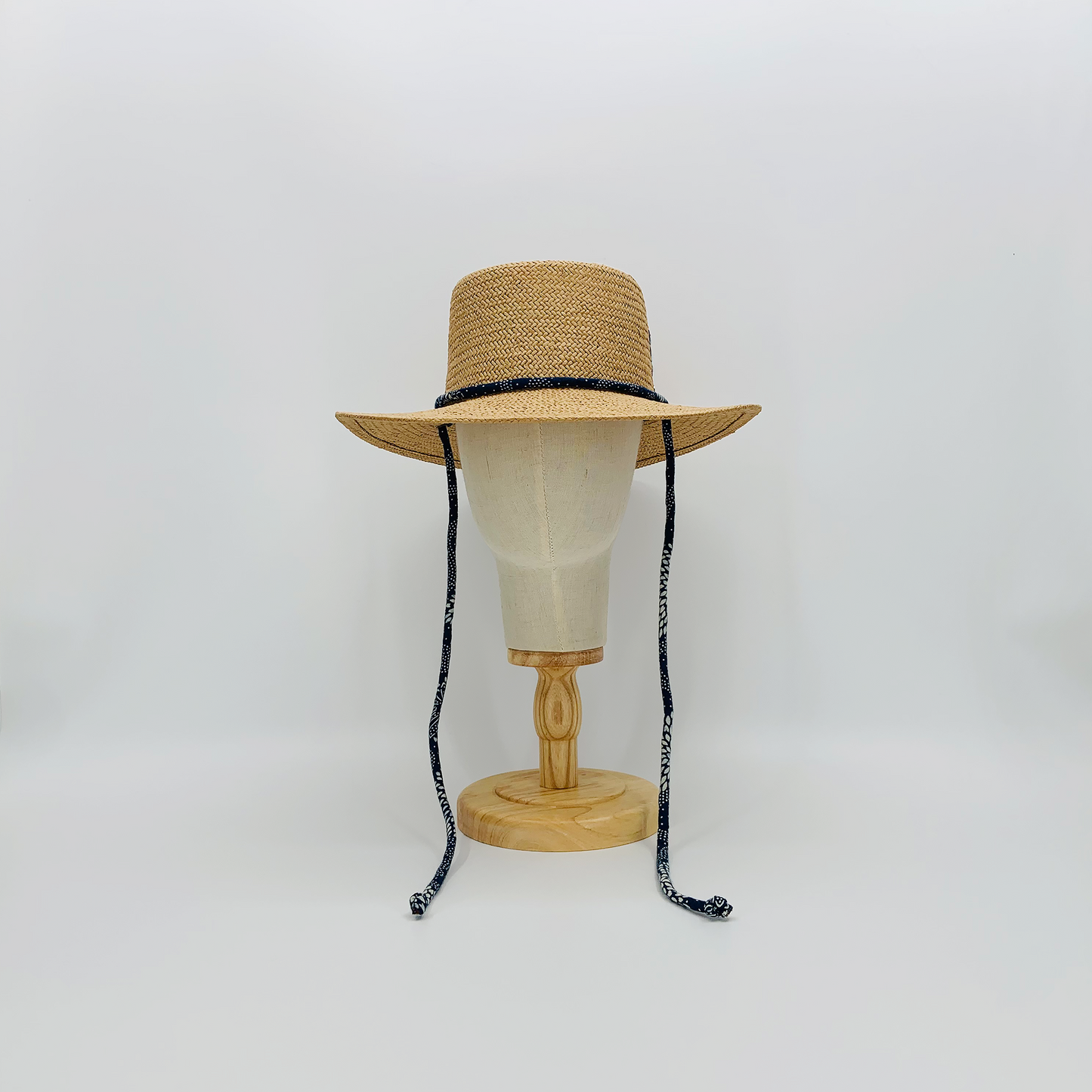 Bucket LIJ00070