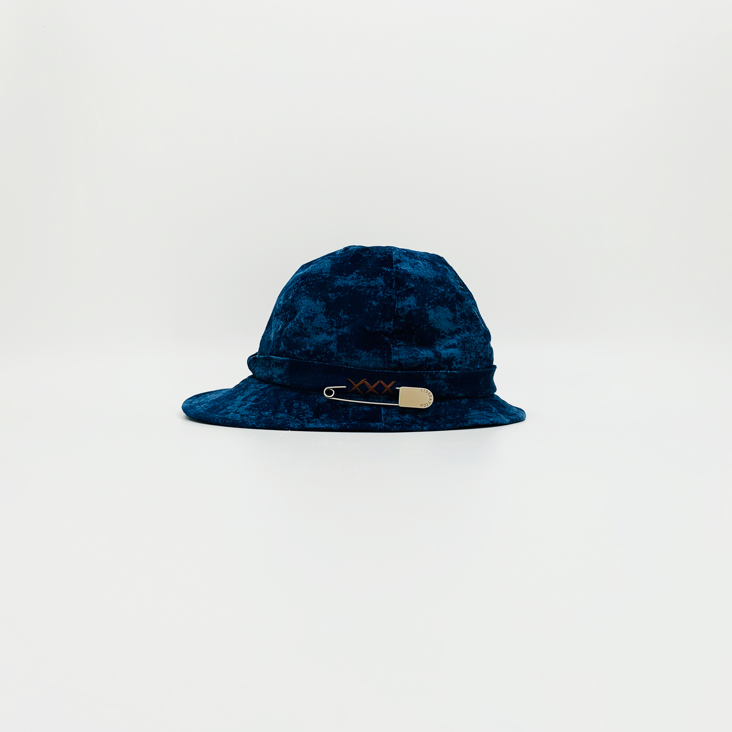 Bucket LIJ00096
