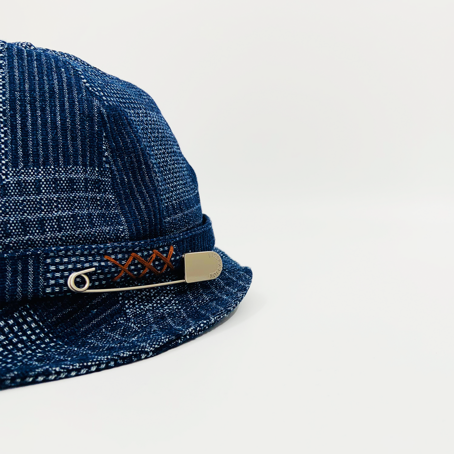Bucket LIJ00096