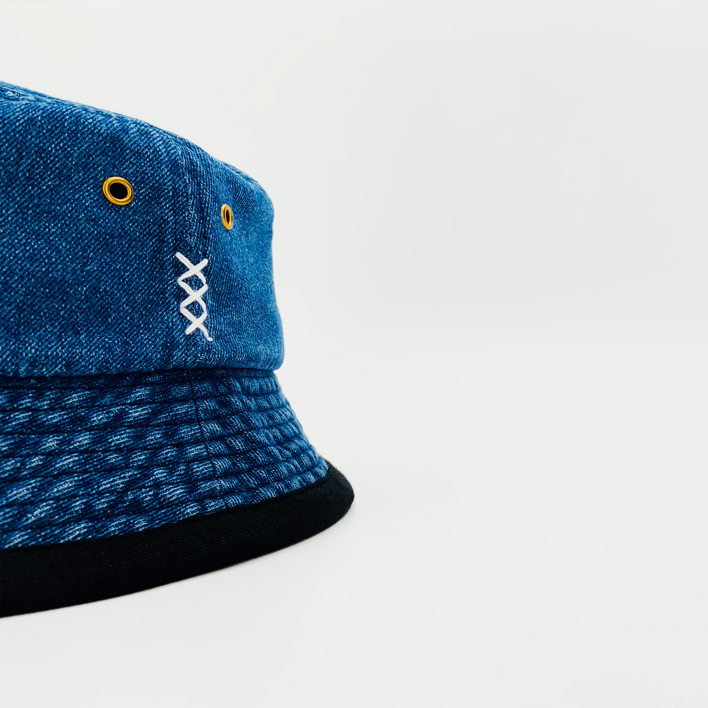 BUCKET LIJ00100