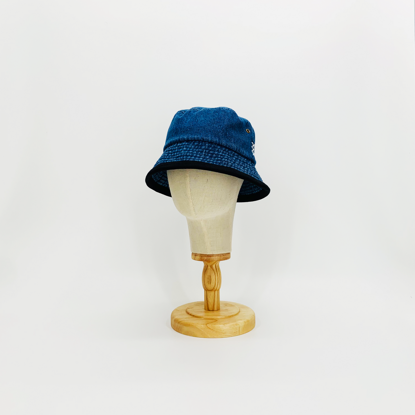 BUCKET LIJ00100
