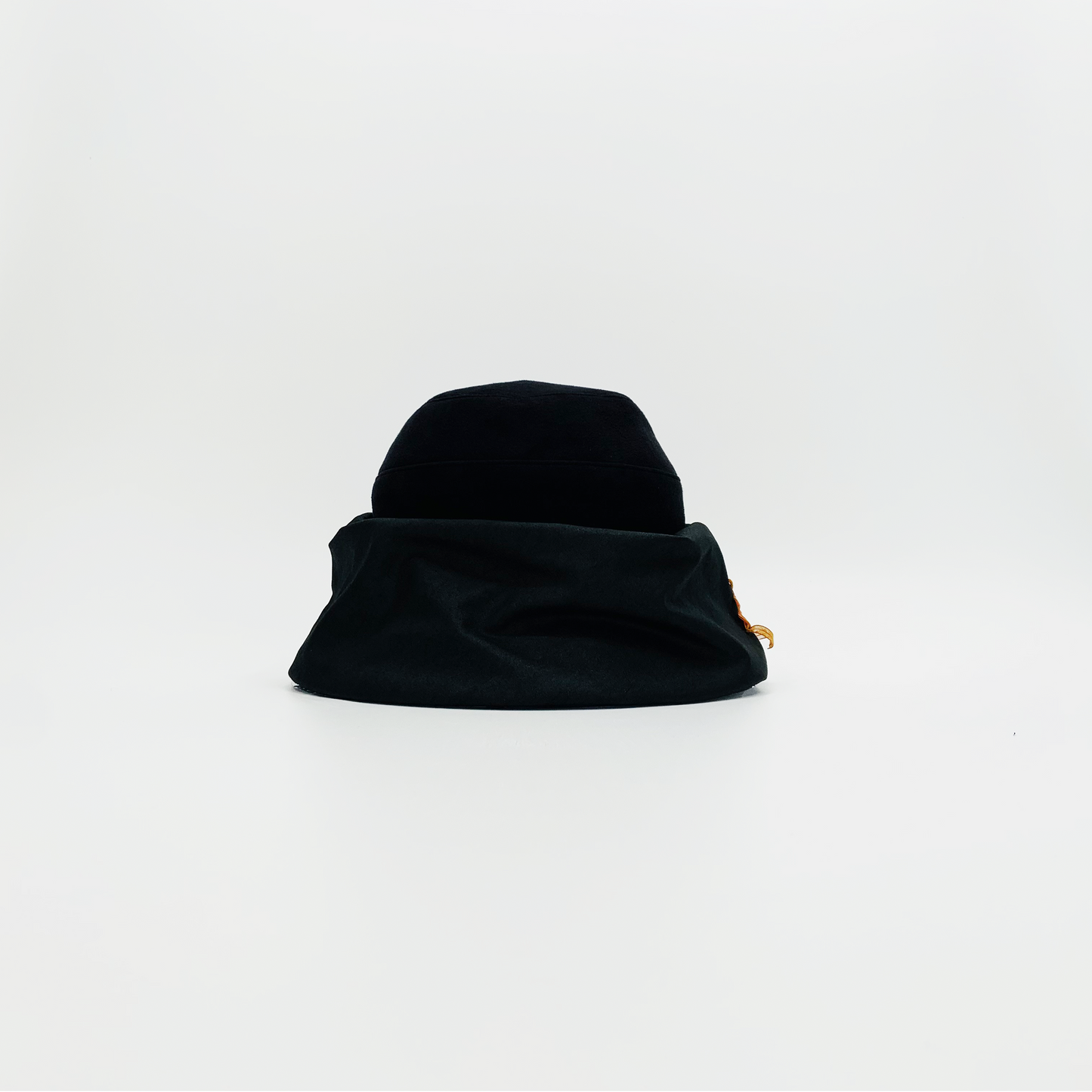 BUCKET LIJ00107