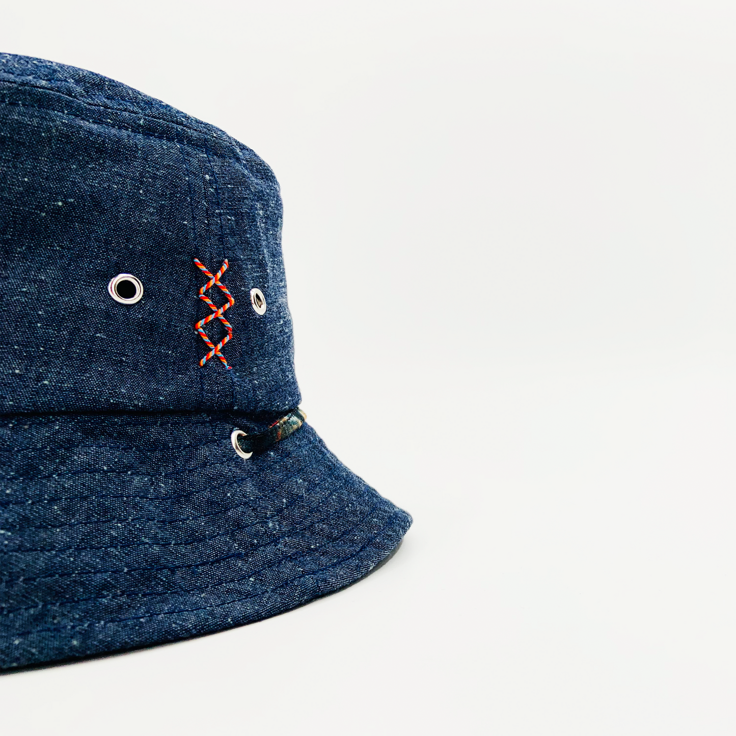 BUCKET LIJ00120