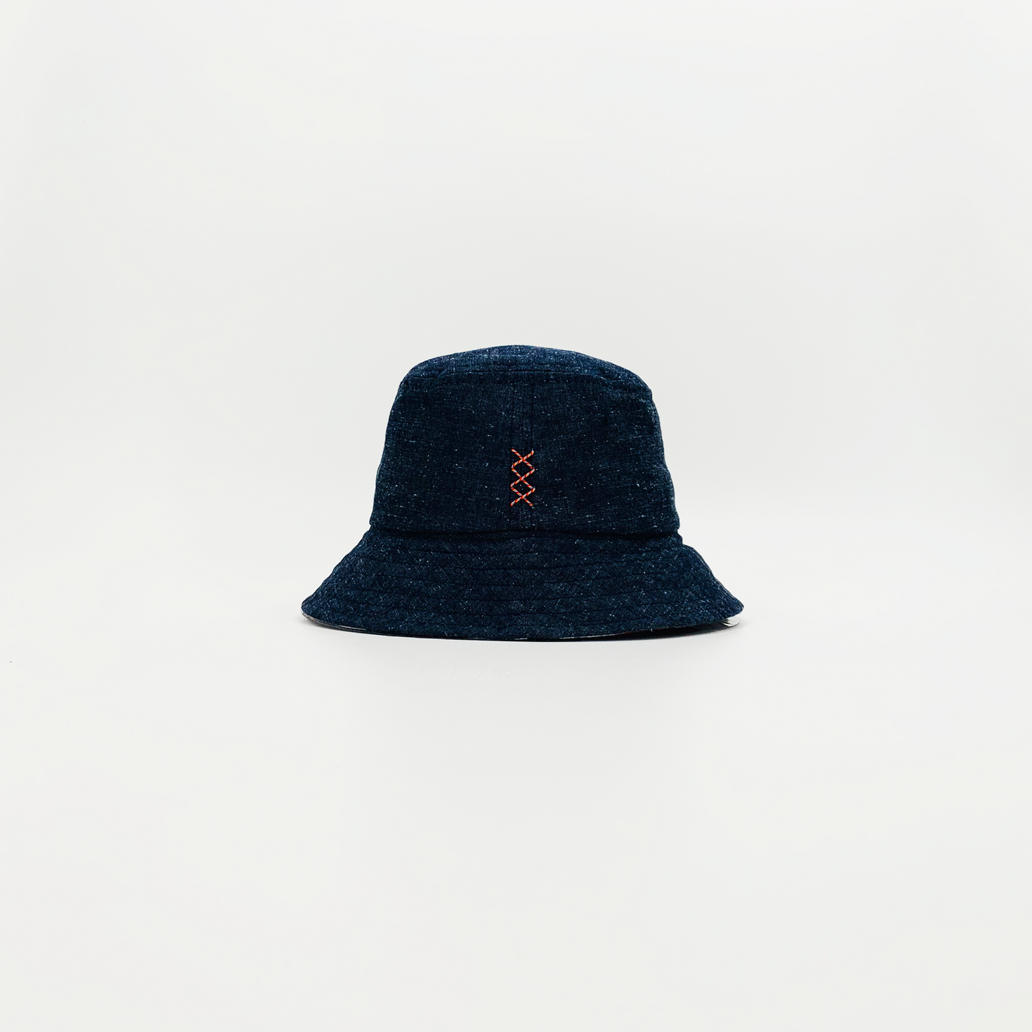BUCKET LIJ00121