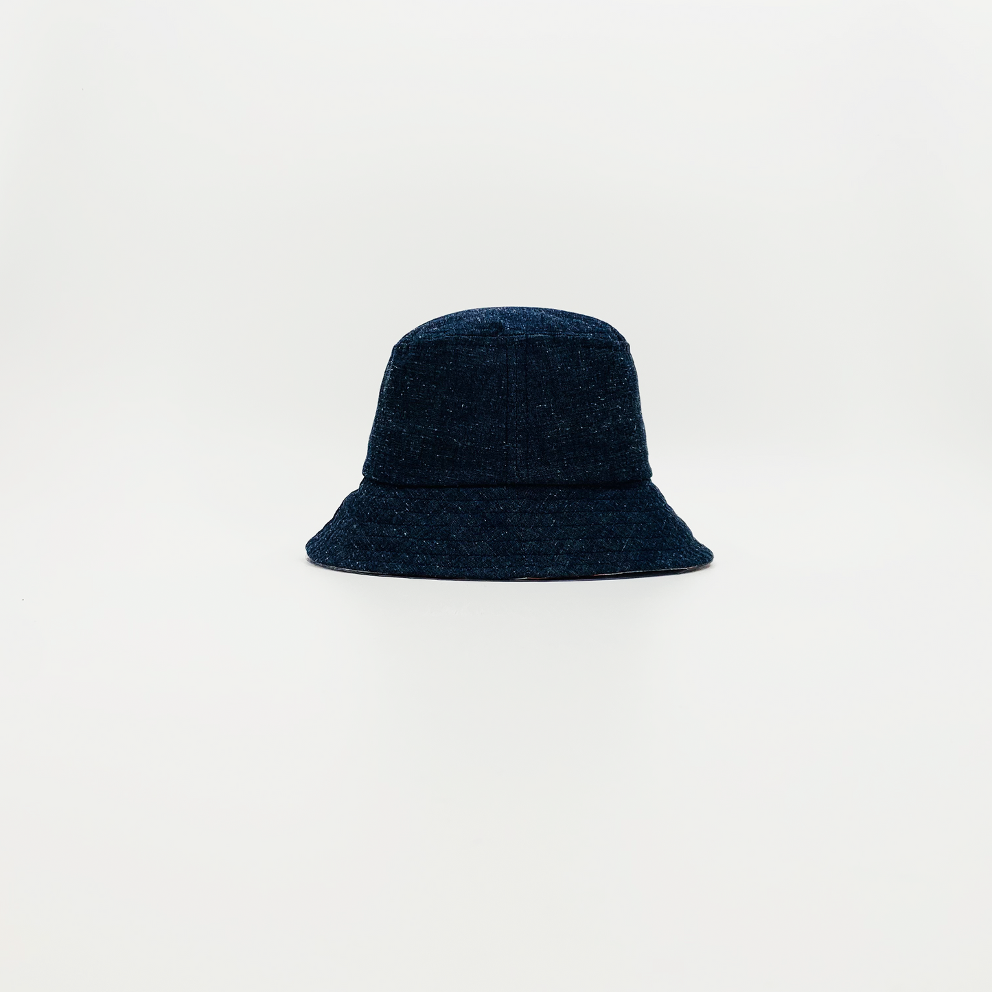 BUCKET LIJ00121
