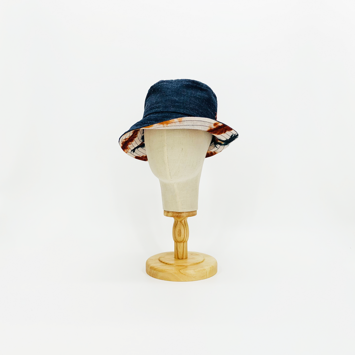 BUCKET LIJ00121