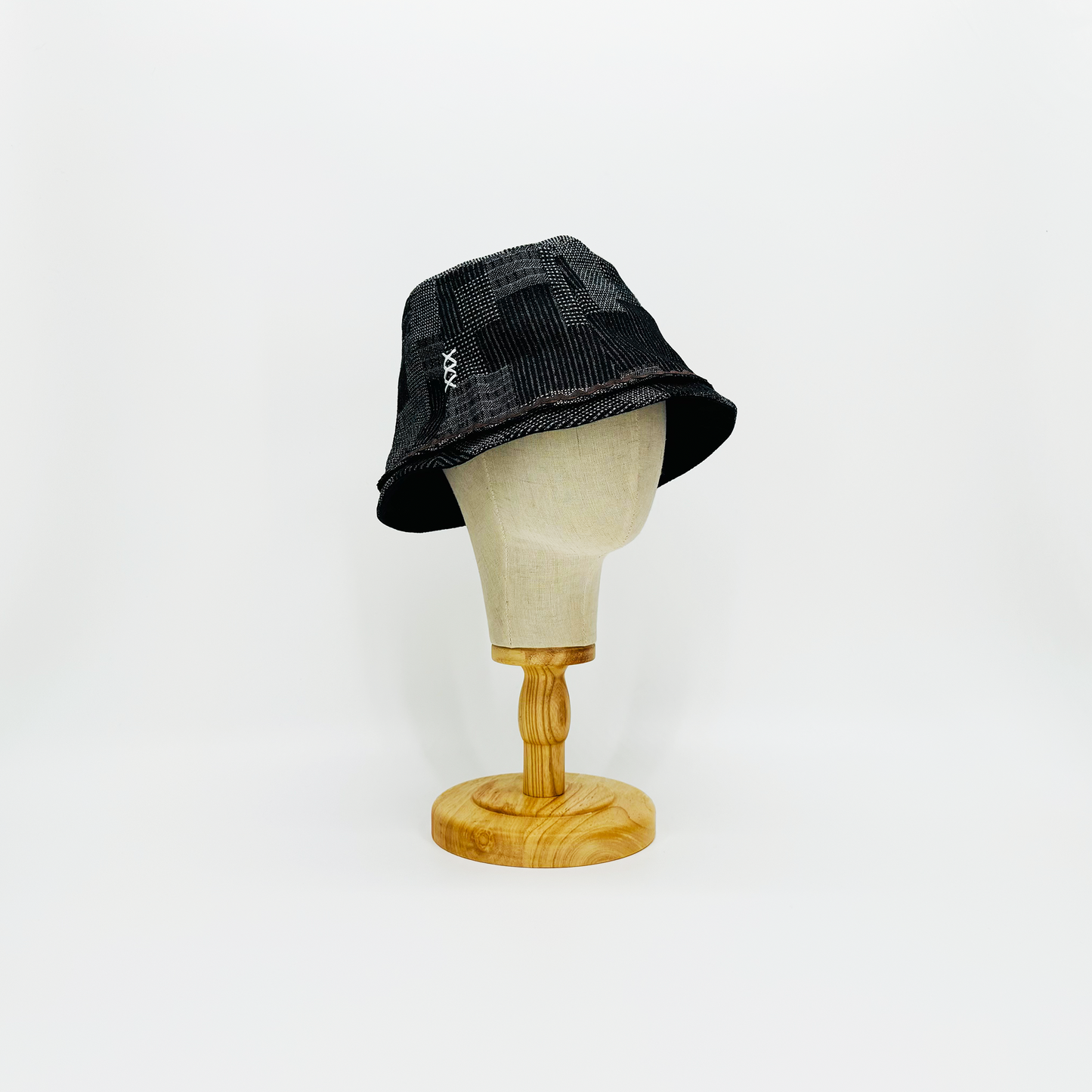 Bucket LIJ00142