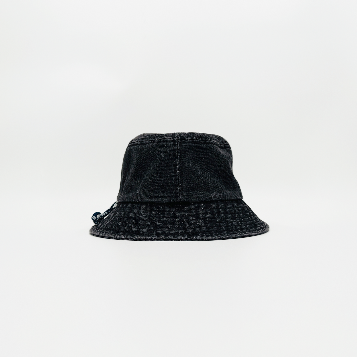 Bucket LIL00011