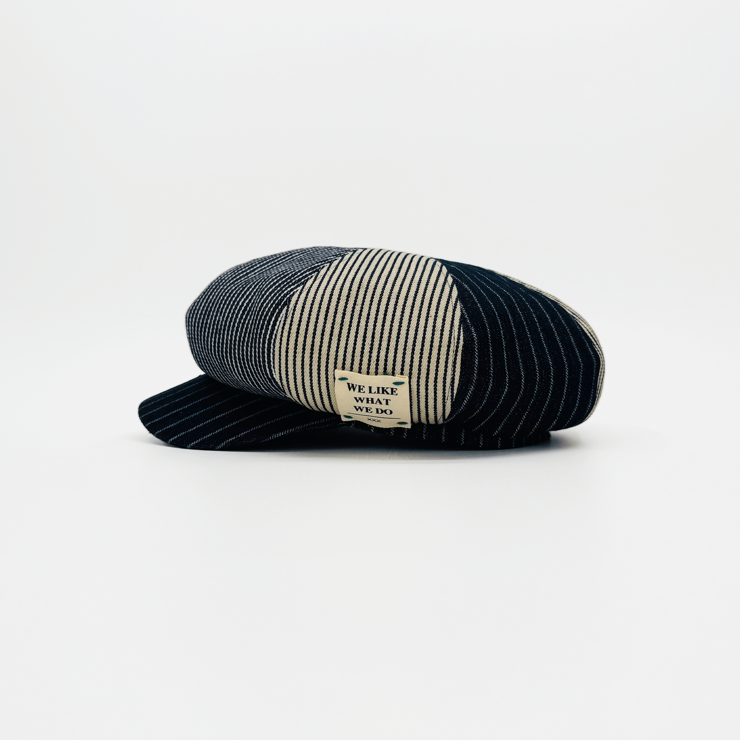 News boy LIL00109