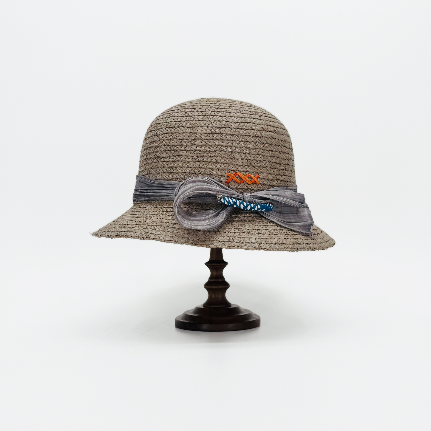 Bucket LIZ00072