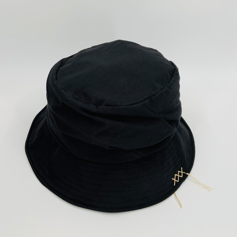 Bucket LIC136