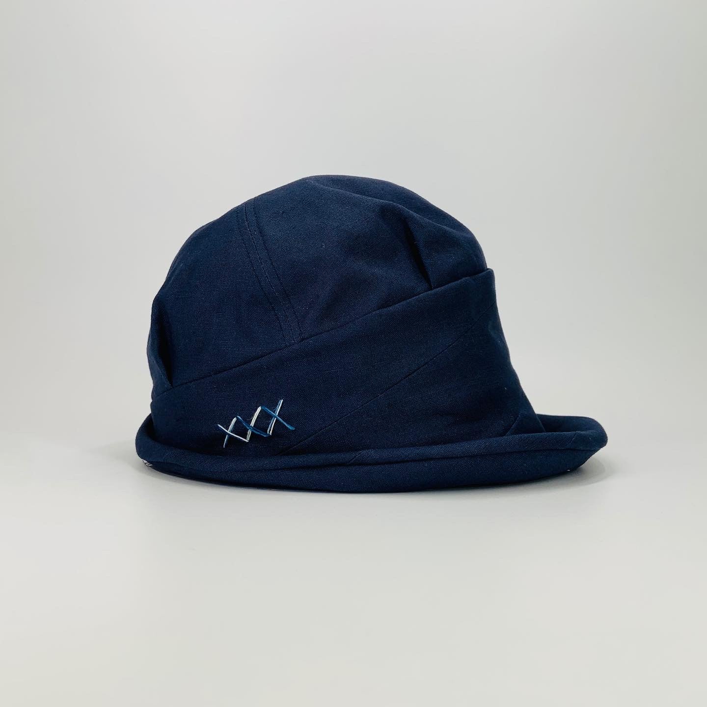 Bucket LIG00056