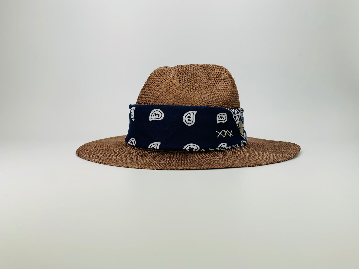 Bucket LIG00051