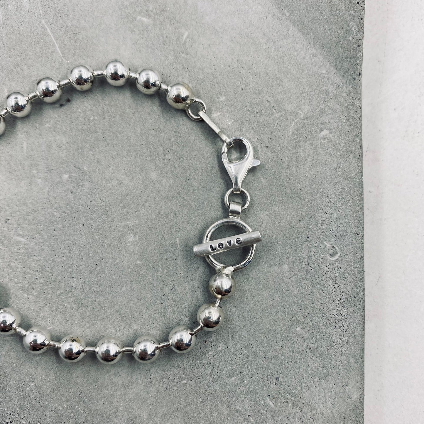 Reminder J Bracelet "NO EXCUSES / LOVE" B007
