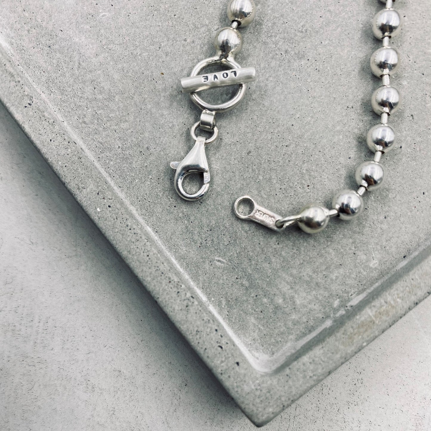 Reminder J Bracelet "NO EXCUSES / LOVE" B007