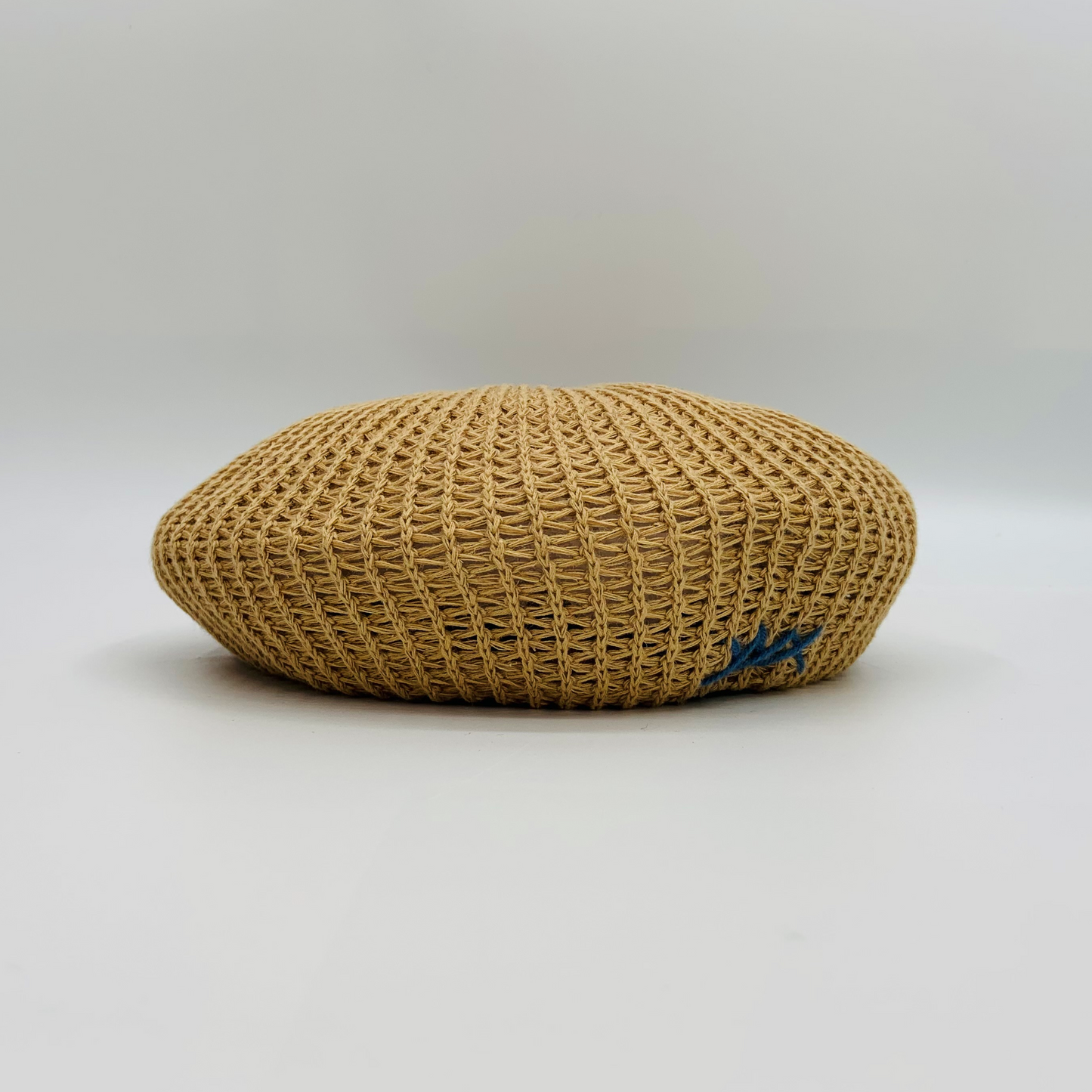Beret LIA00036