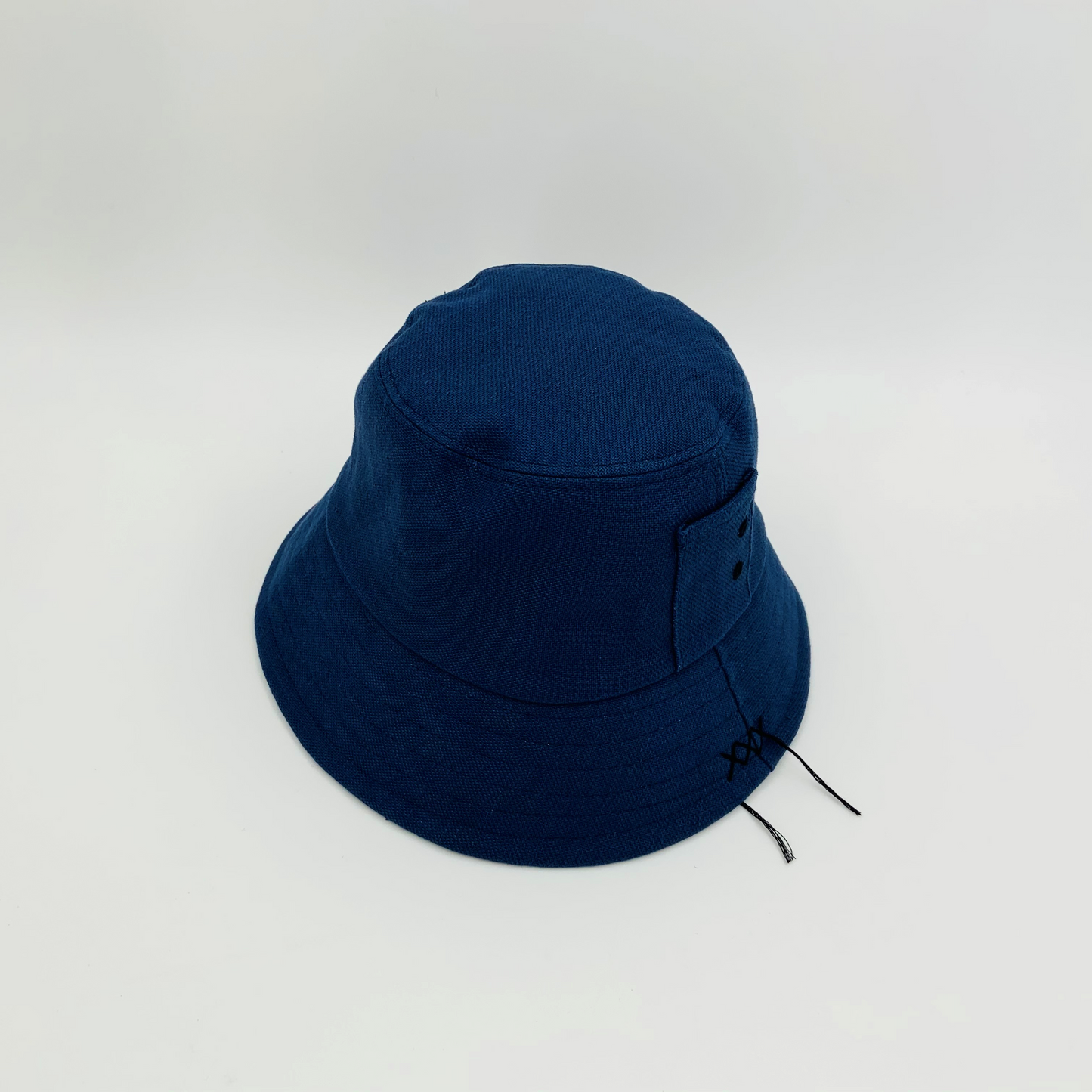 Bucket LIC00113