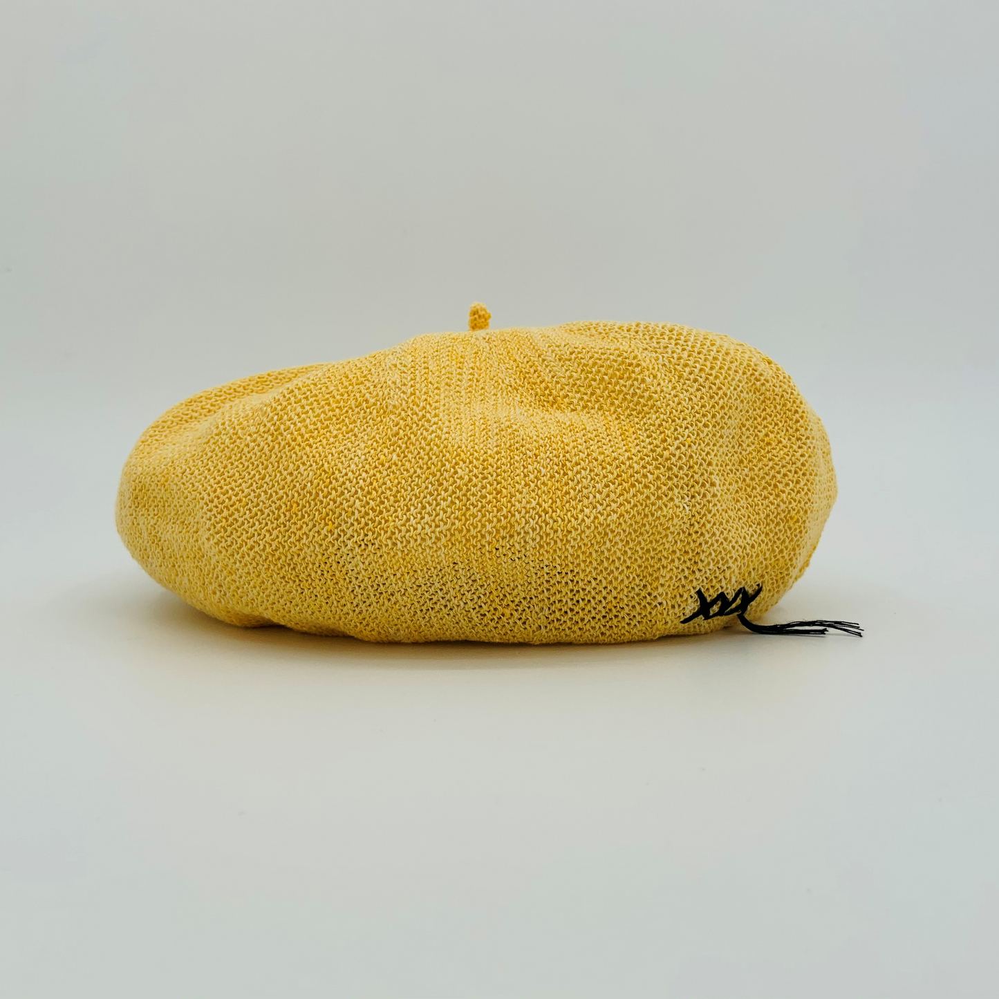 Beret LIC00015