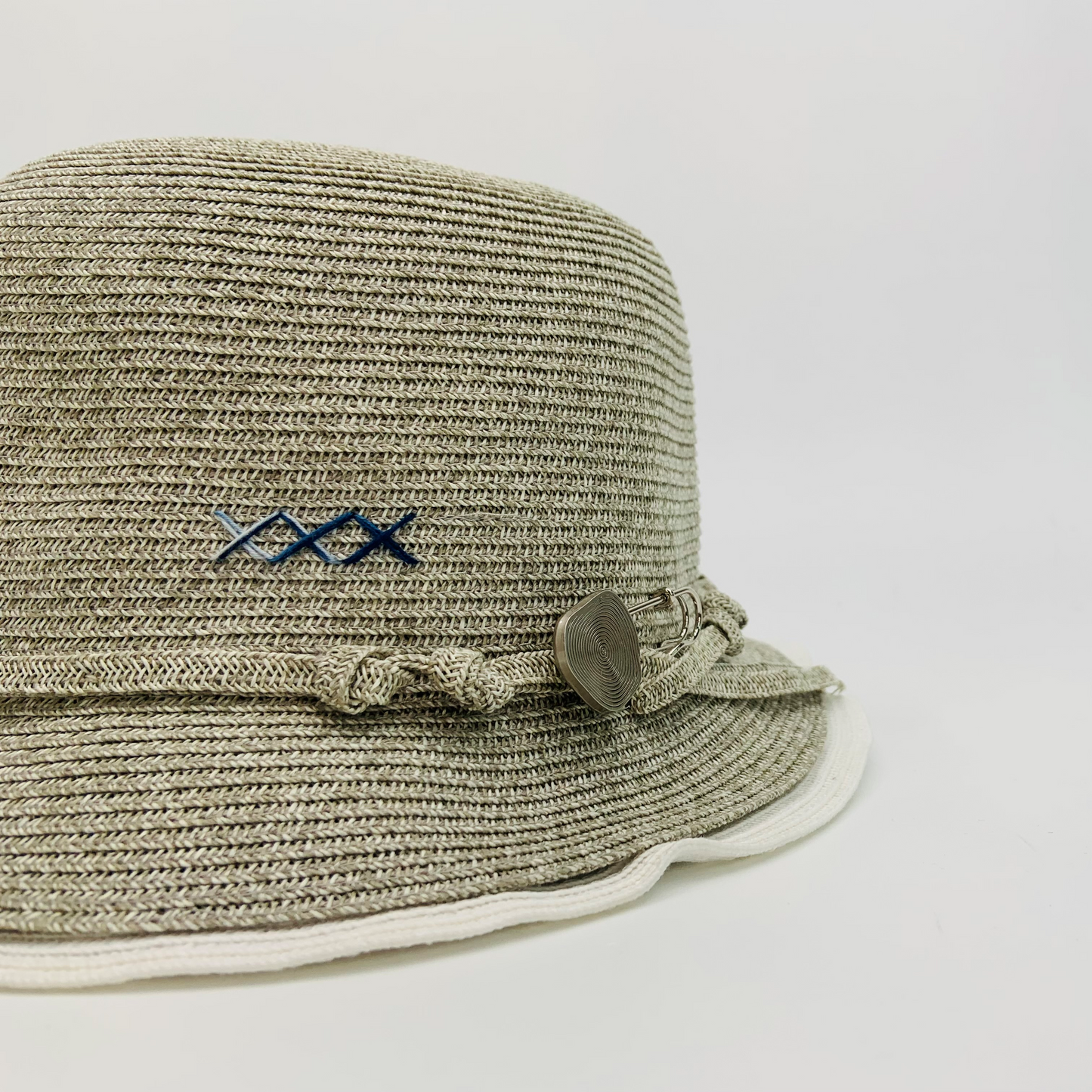 Bucket LIF00098