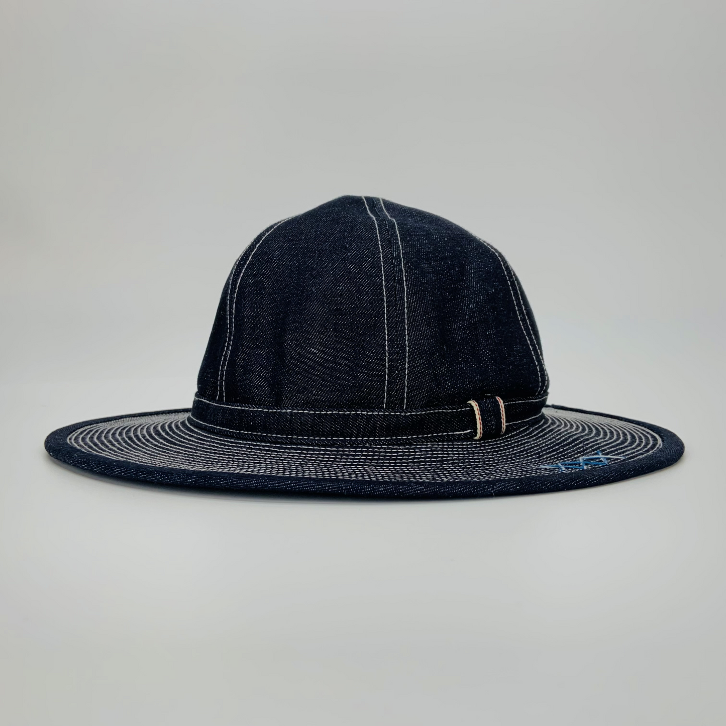 Bucket LIG00008