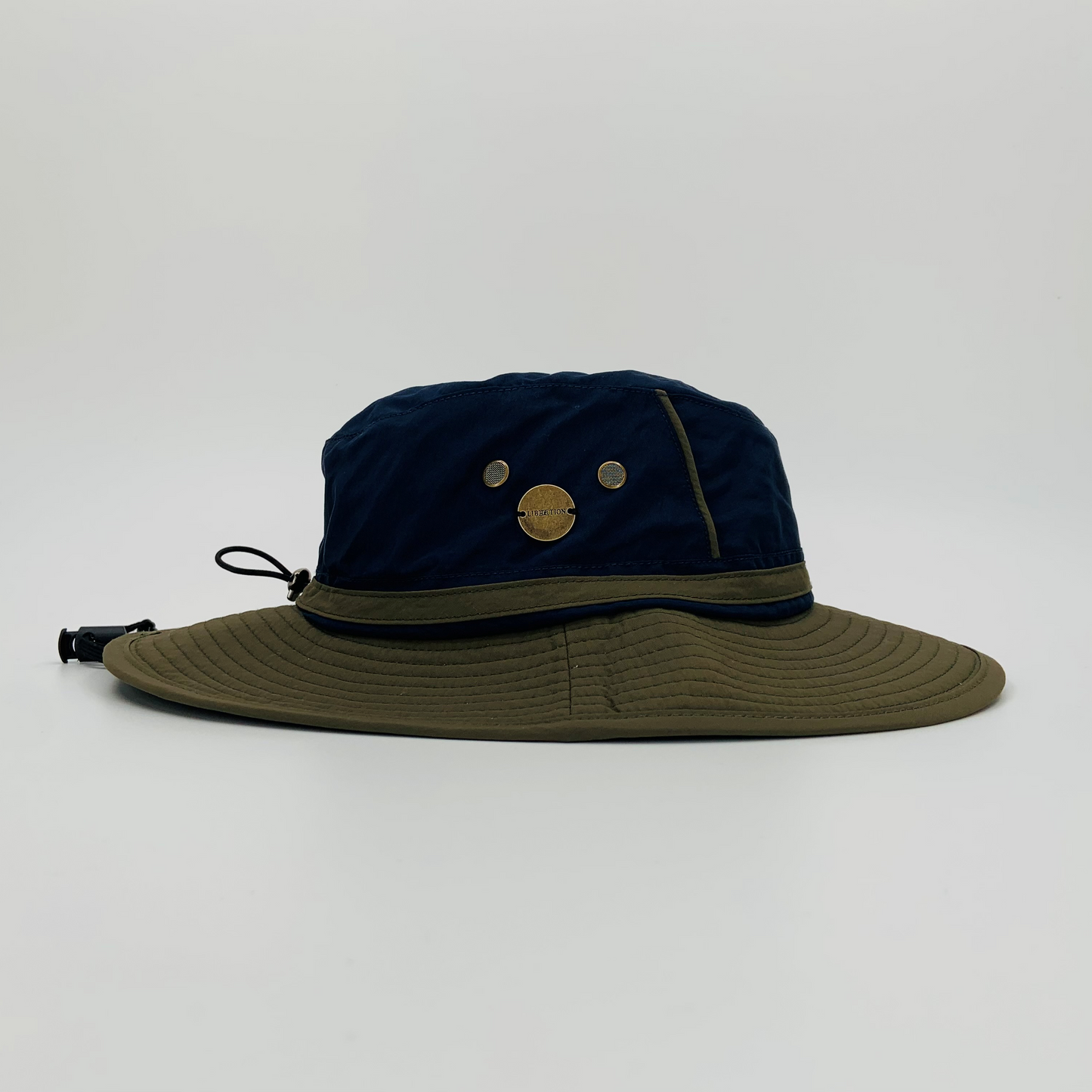Bucket LIG00054