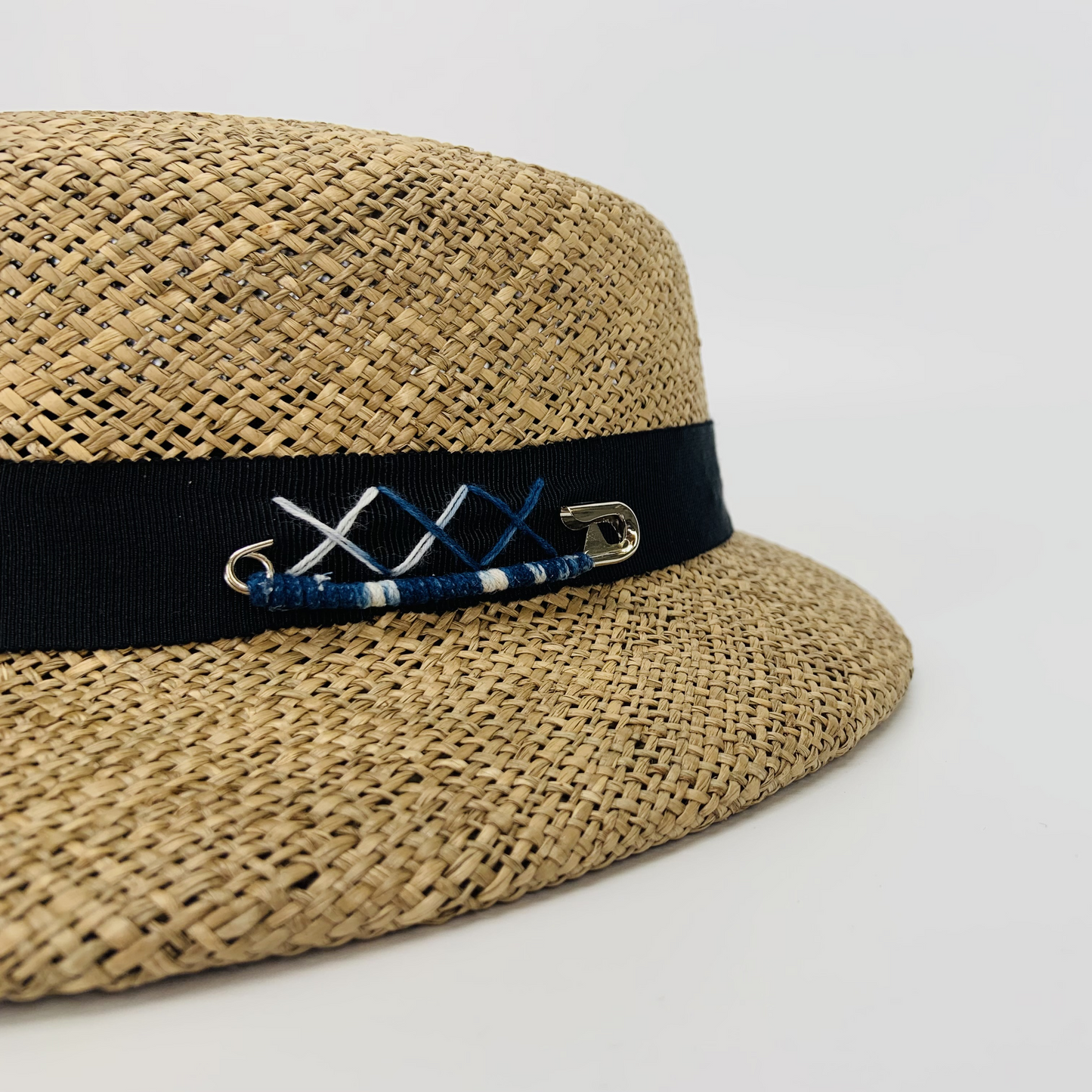 Bucket LIG00062