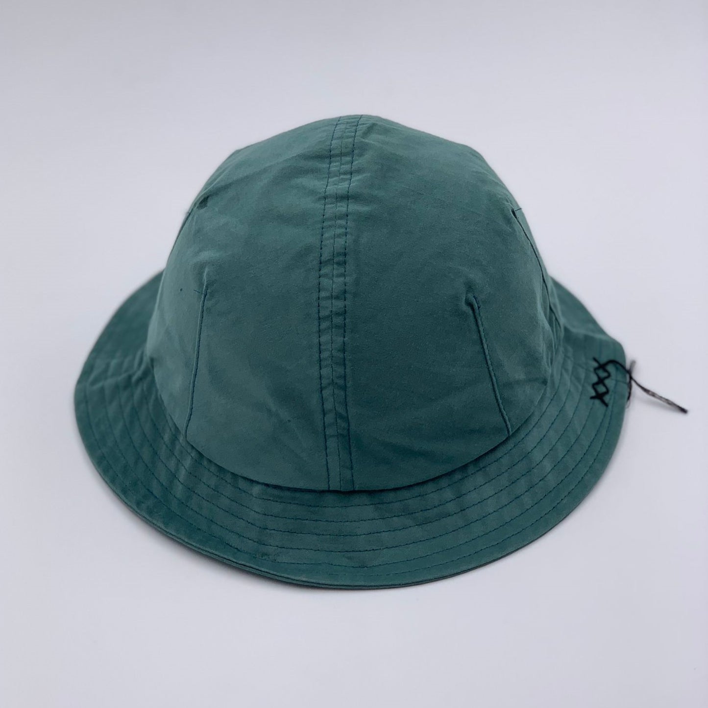 Bucket LIC00130