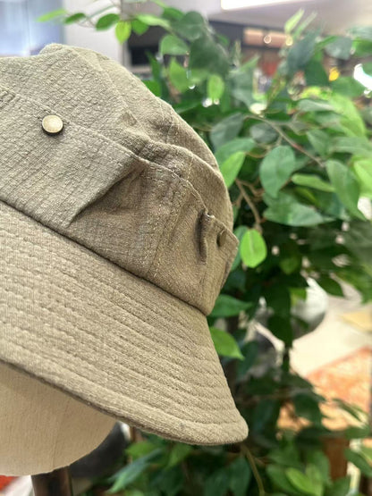 Bucket LIC00063