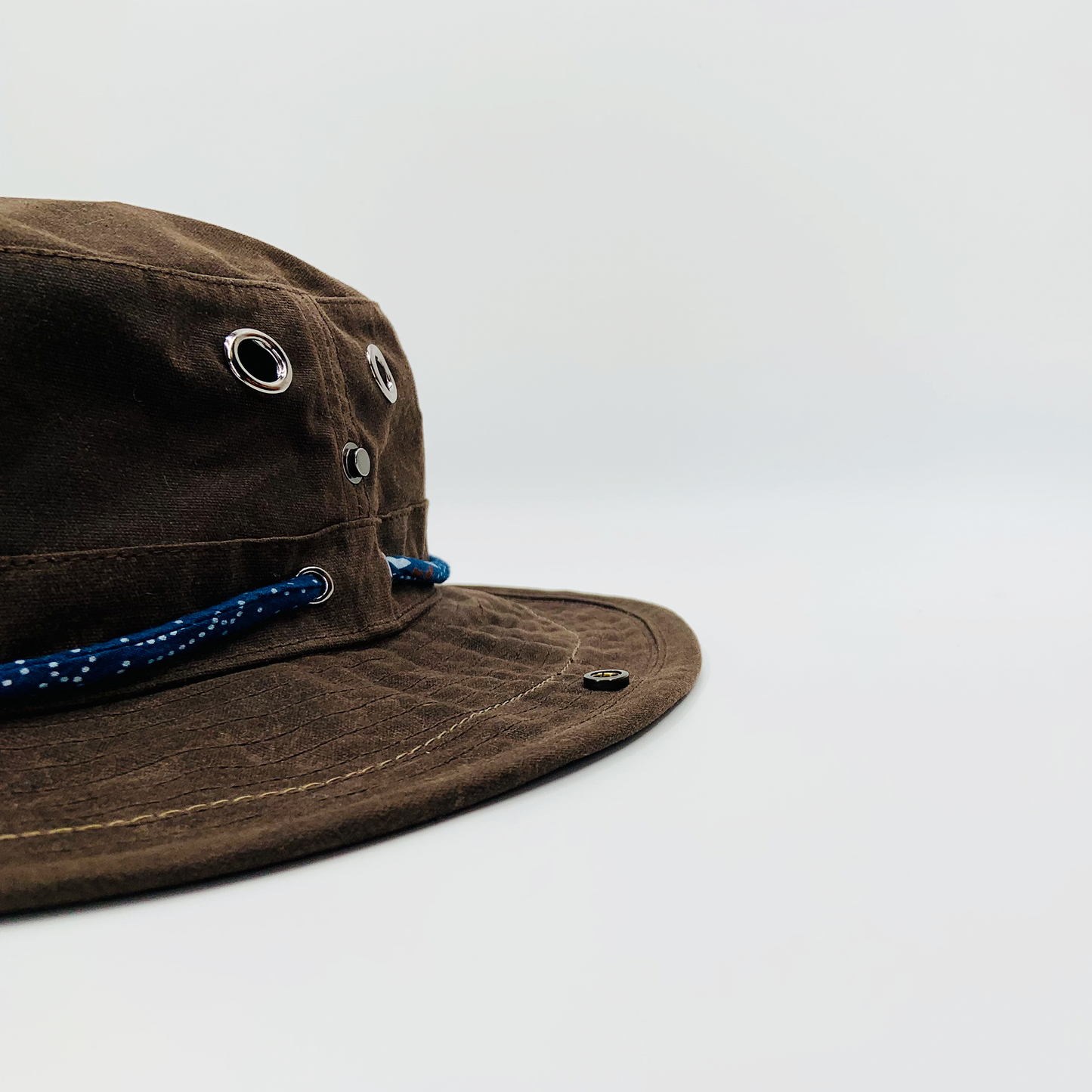 Bucket LIJ00044