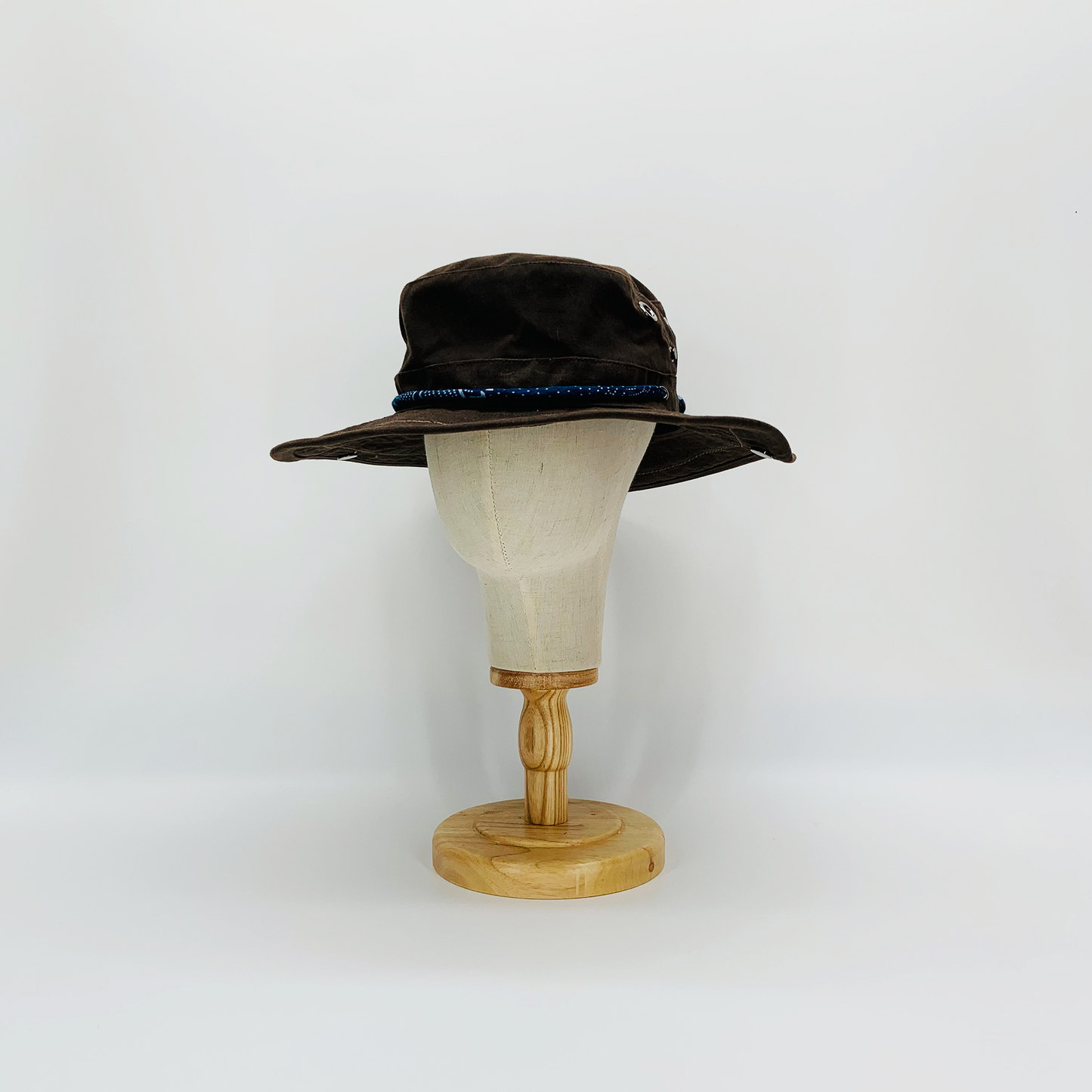 Bucket LIJ00044