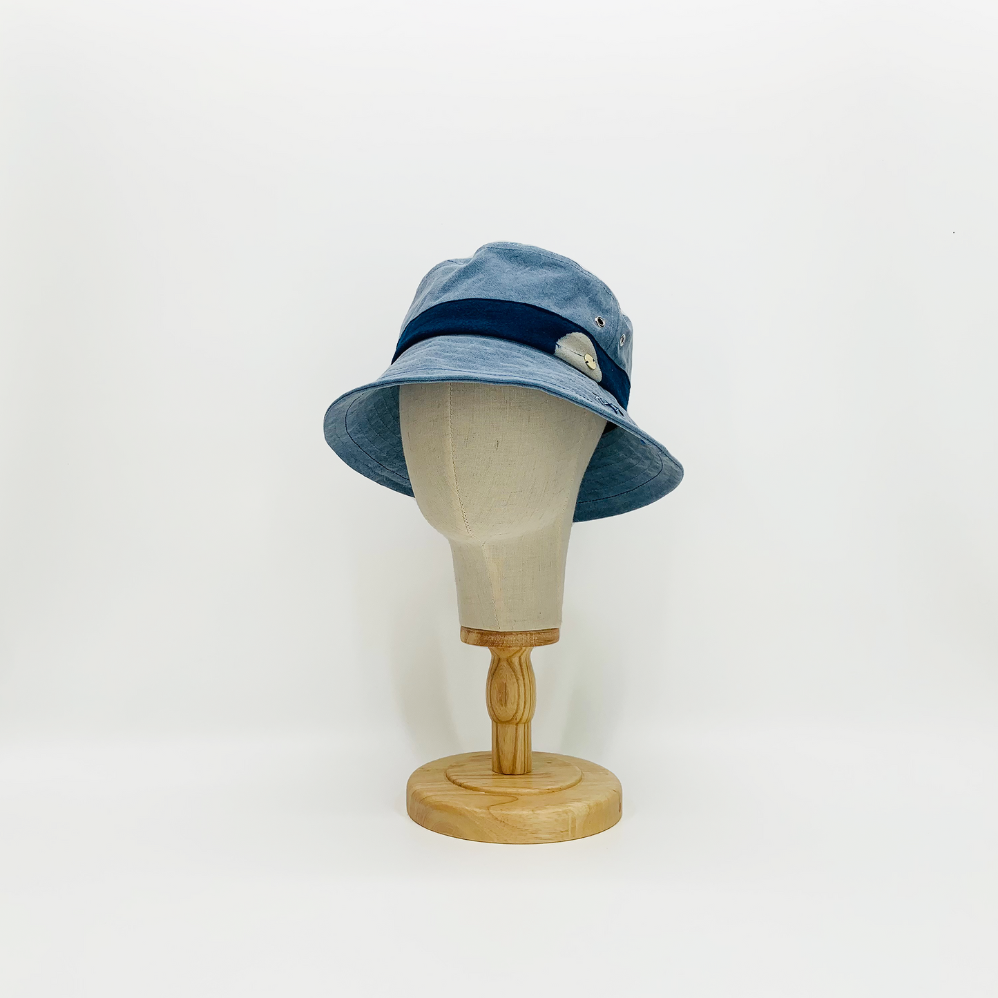 Bucket LIJ00067