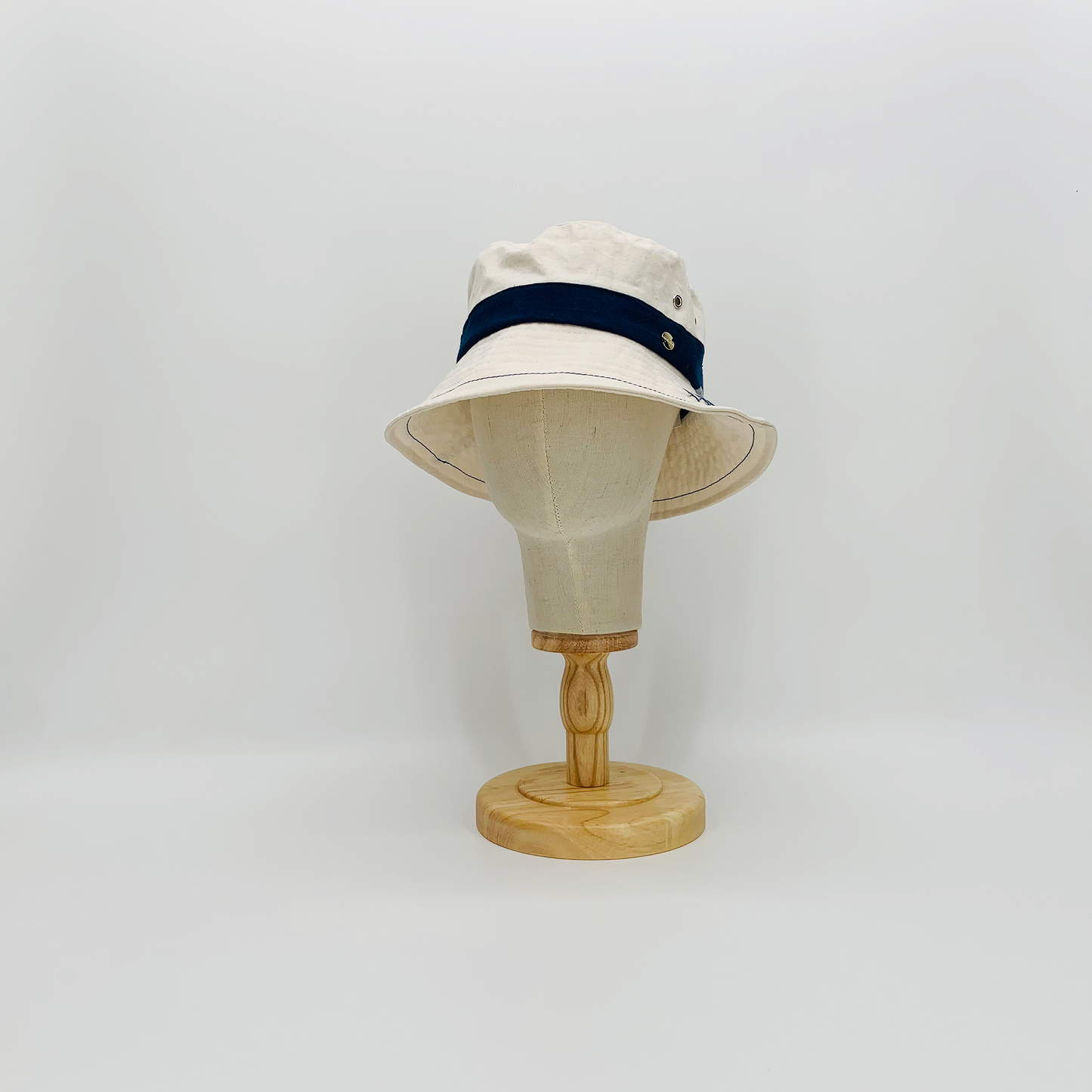 Bucket LIJ00067
