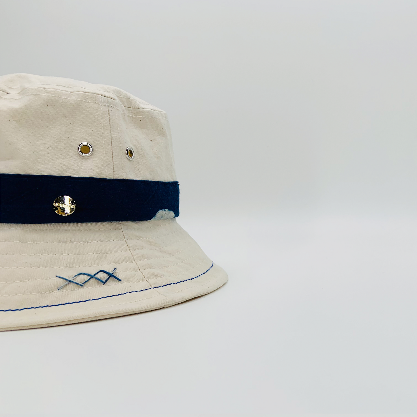 Bucket LIJ00067