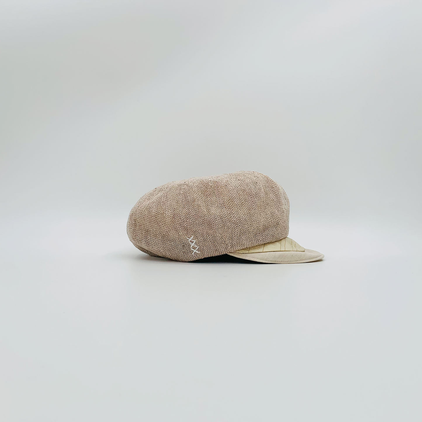 Newsboy LIJ00081