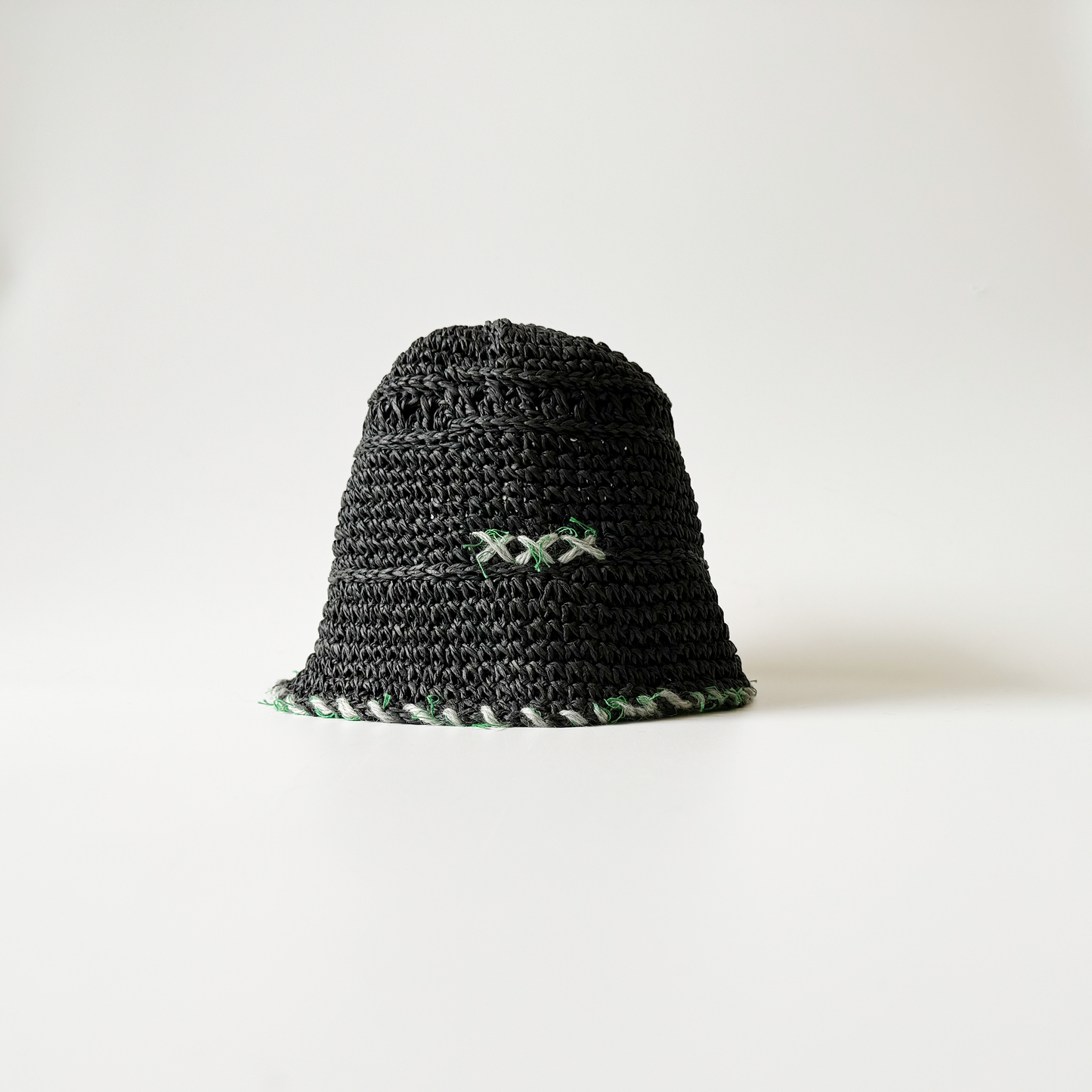 Bucket LIK00038