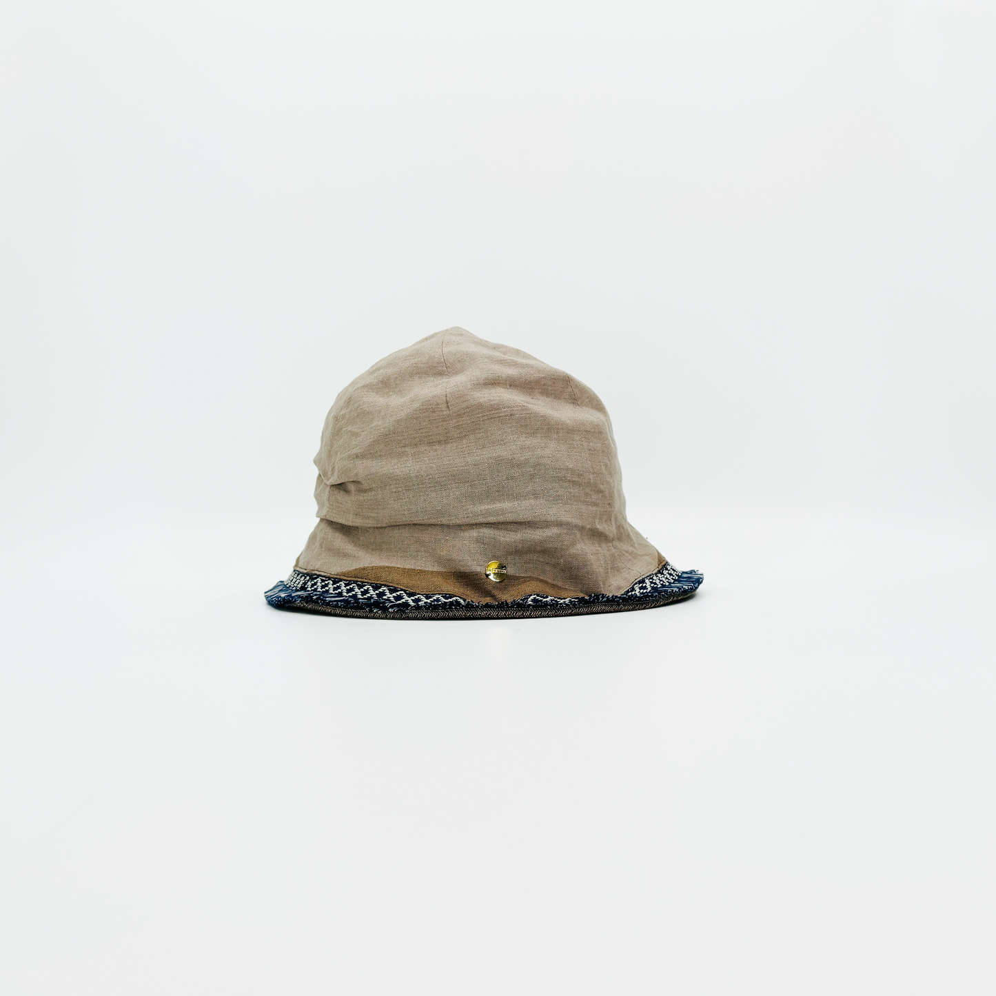Bucket LIK00046
