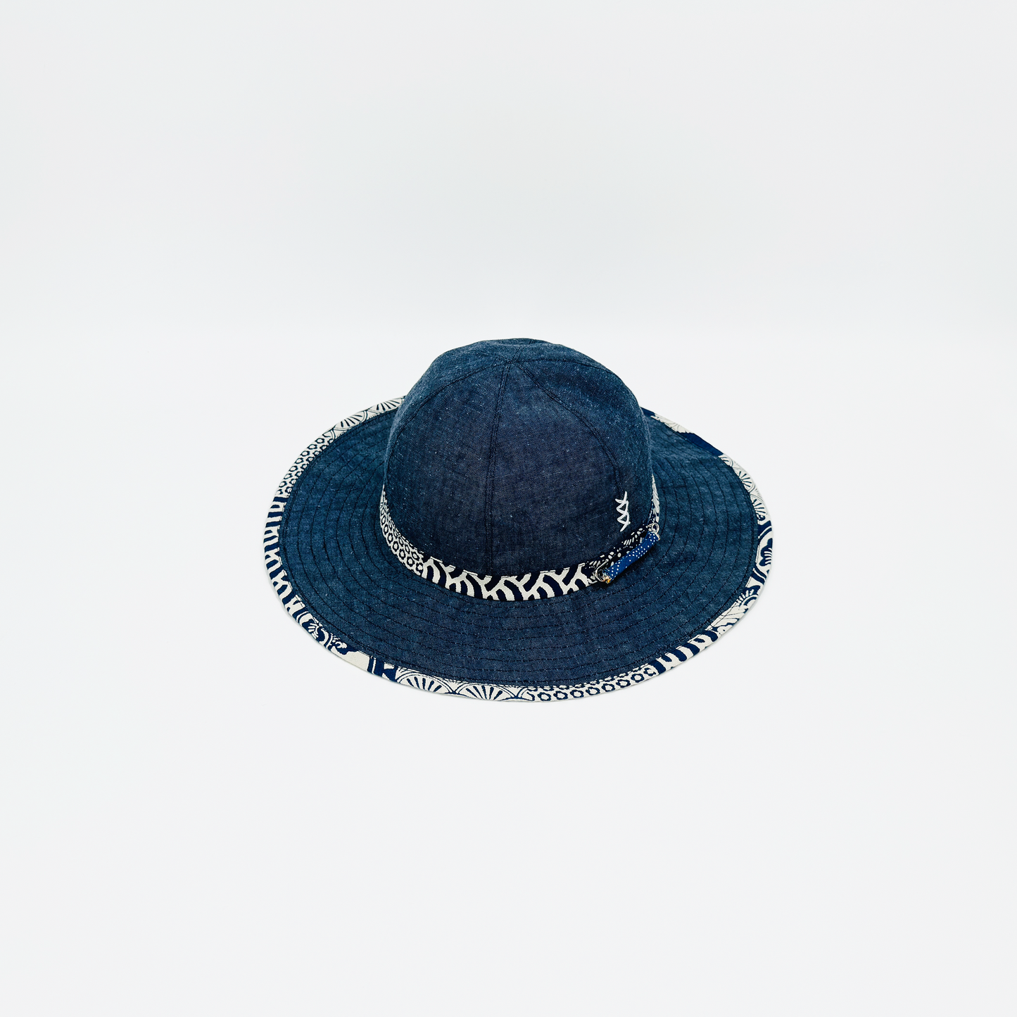 Bucket LIK00067
