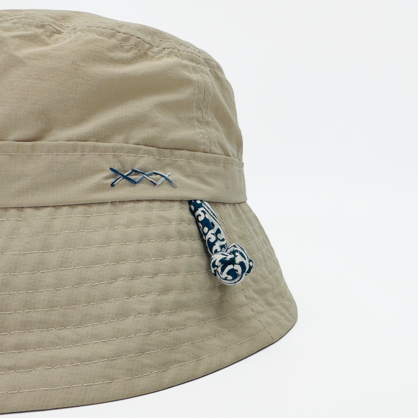 Bucket LIK00156