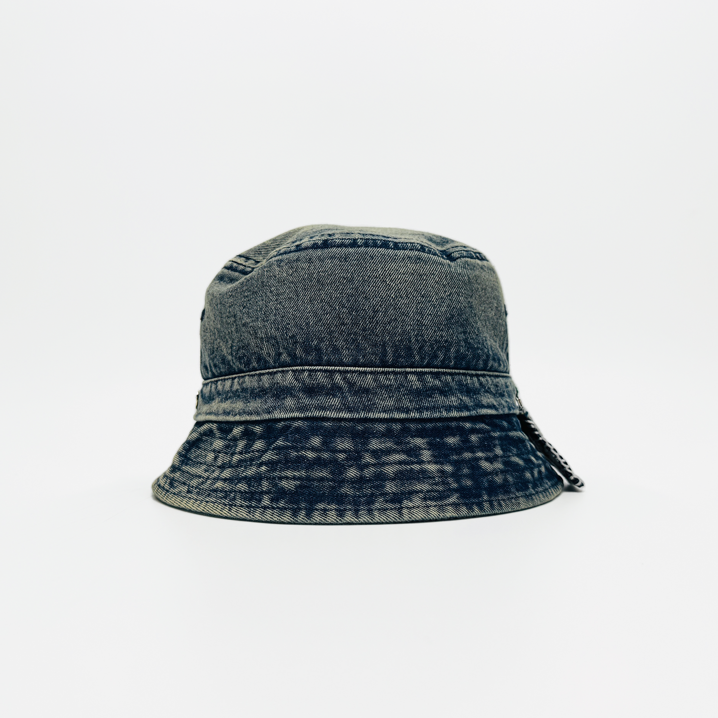 Bucket LIZ00060
