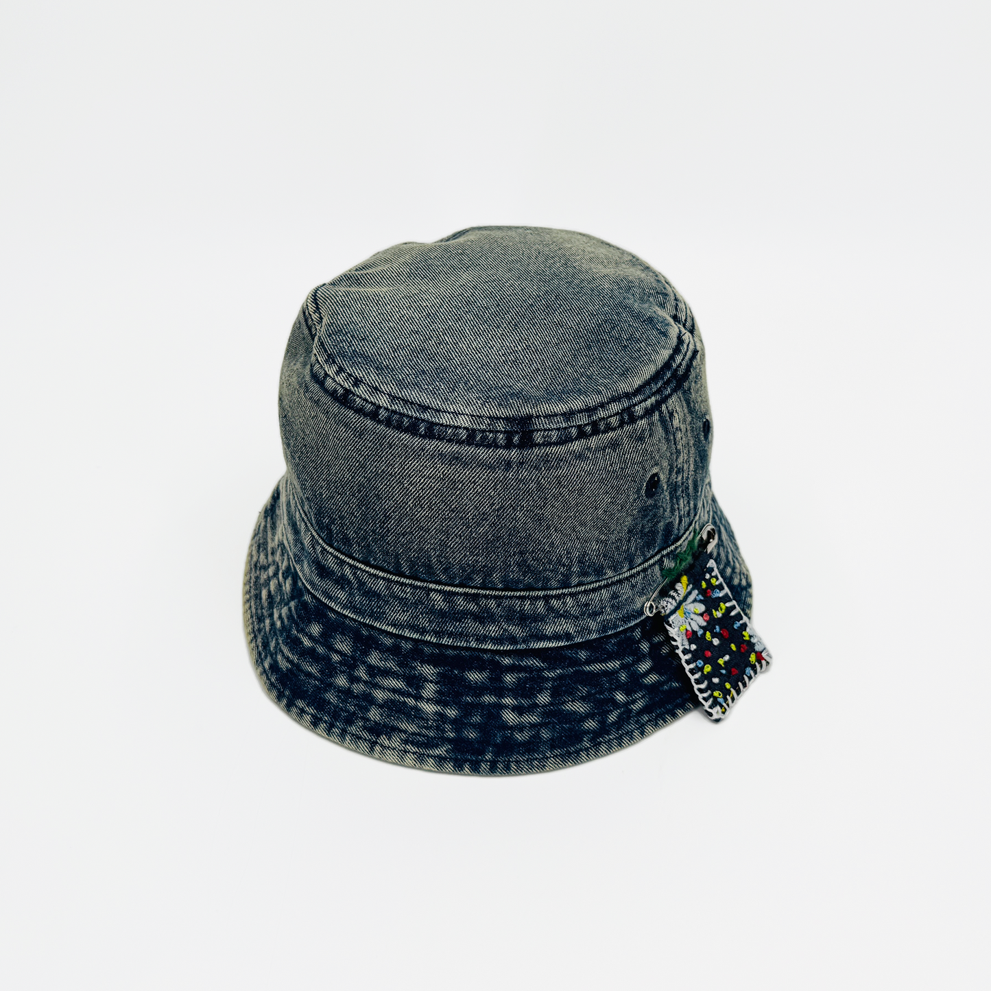 Bucket LIZ00060
