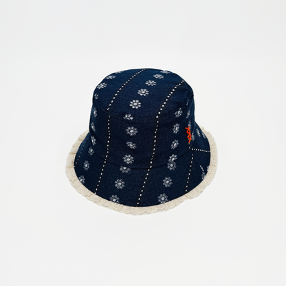 Bucket LIZ00064