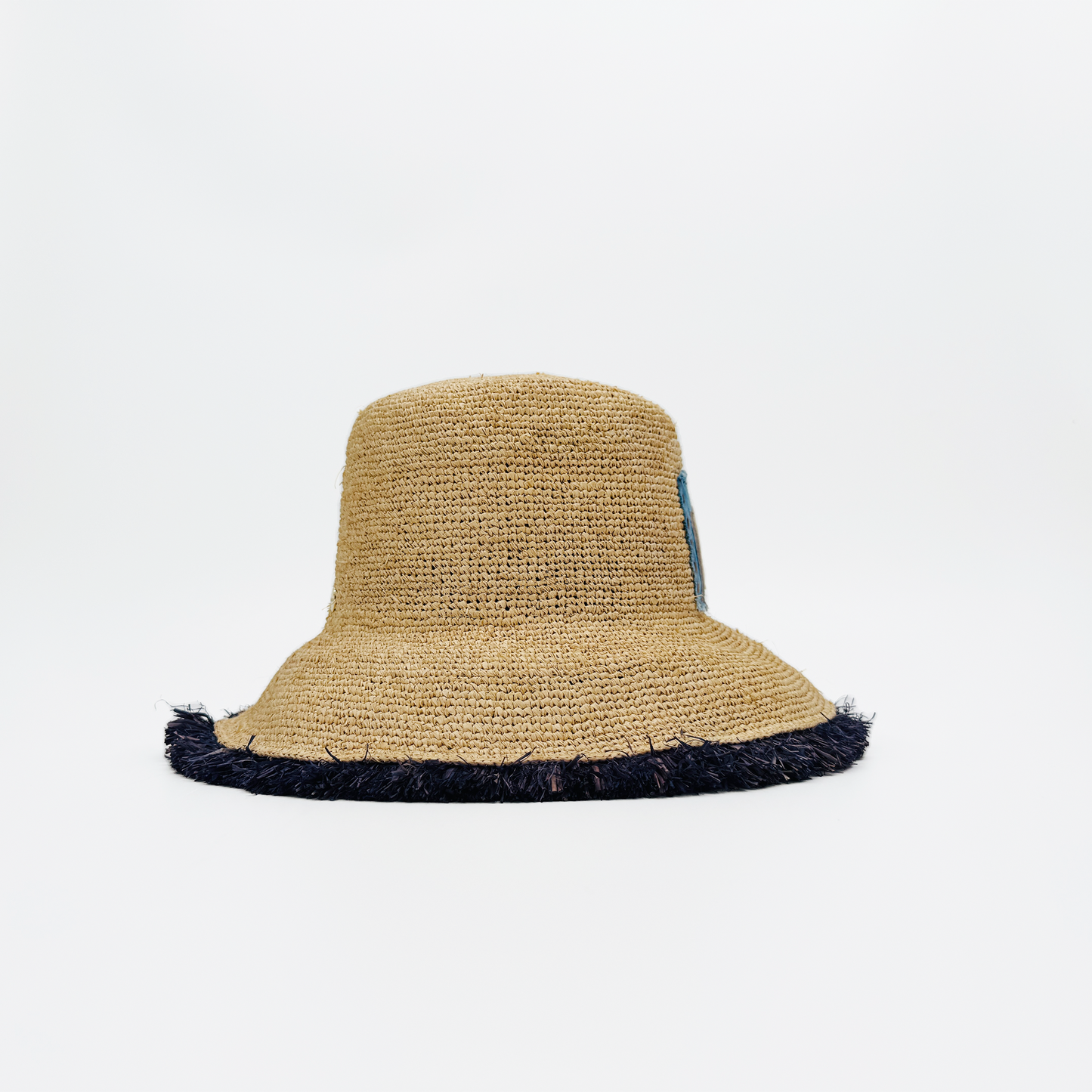 Bucket LIZ00085