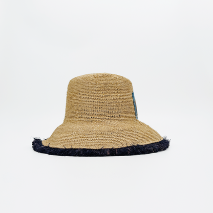 Bucket LIZ00085