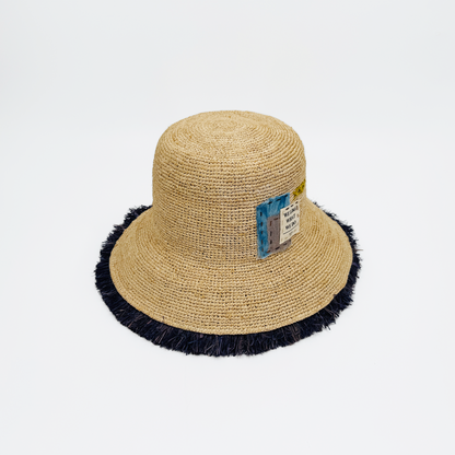 Bucket LIZ00085